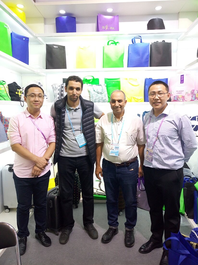 SYMPATHYBAG with clients and at international bag trade shows